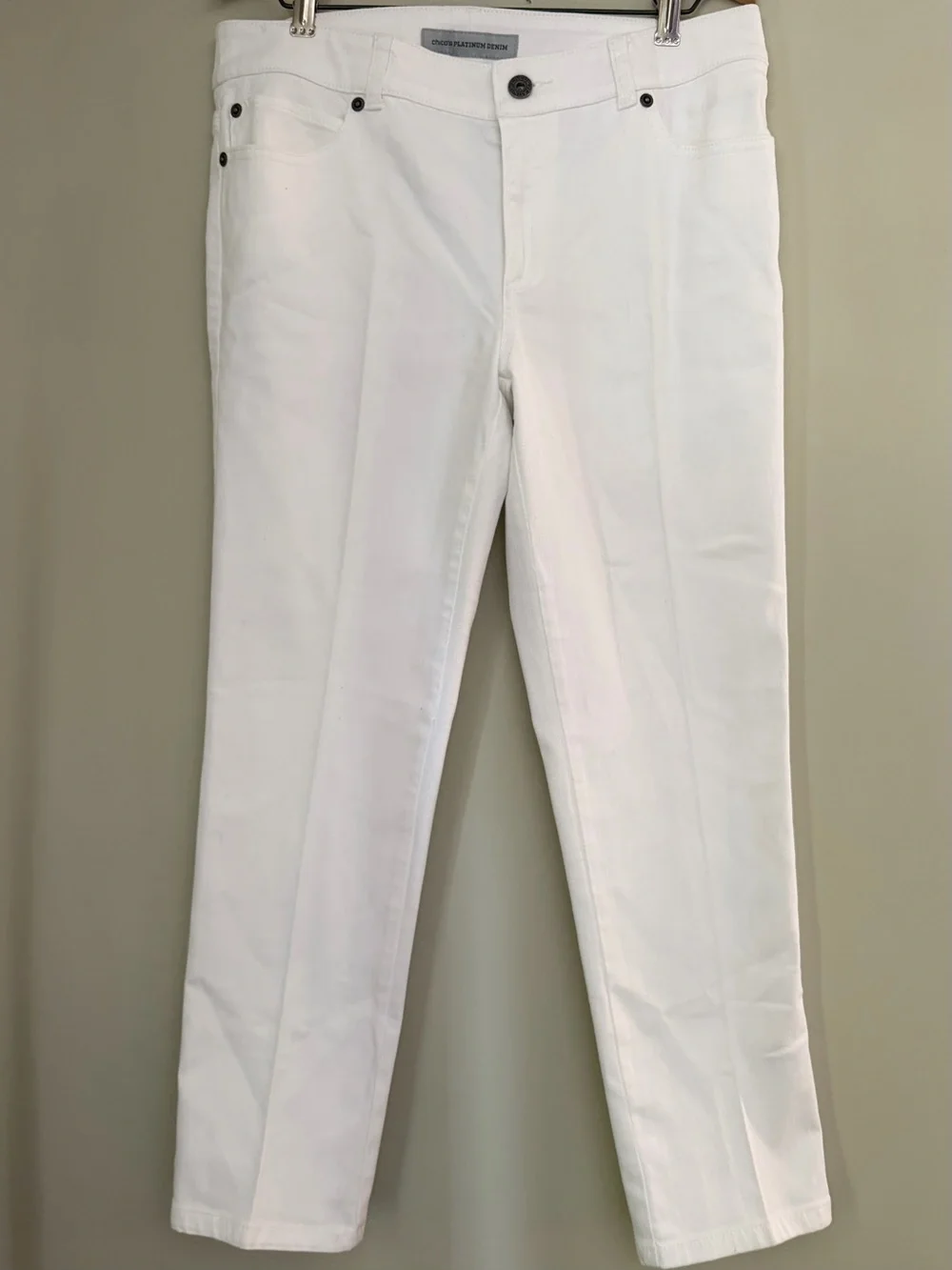 Chico’s | Platinum Denim Ultimate Fit White Straight Leg Jeans Size 0.5 (US 6)